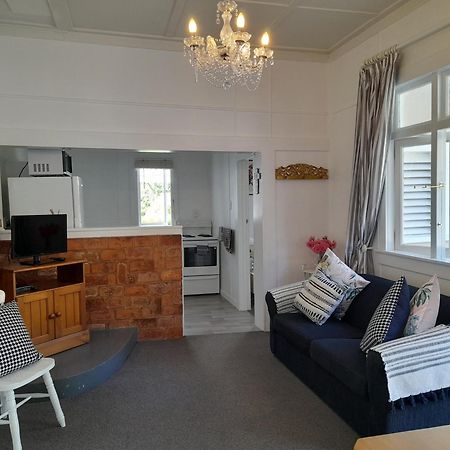 The White House Taihape Apartment Bagian luar foto