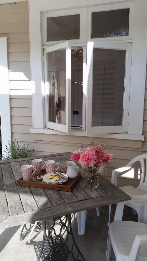 The White House Taihape Apartment Bagian luar foto