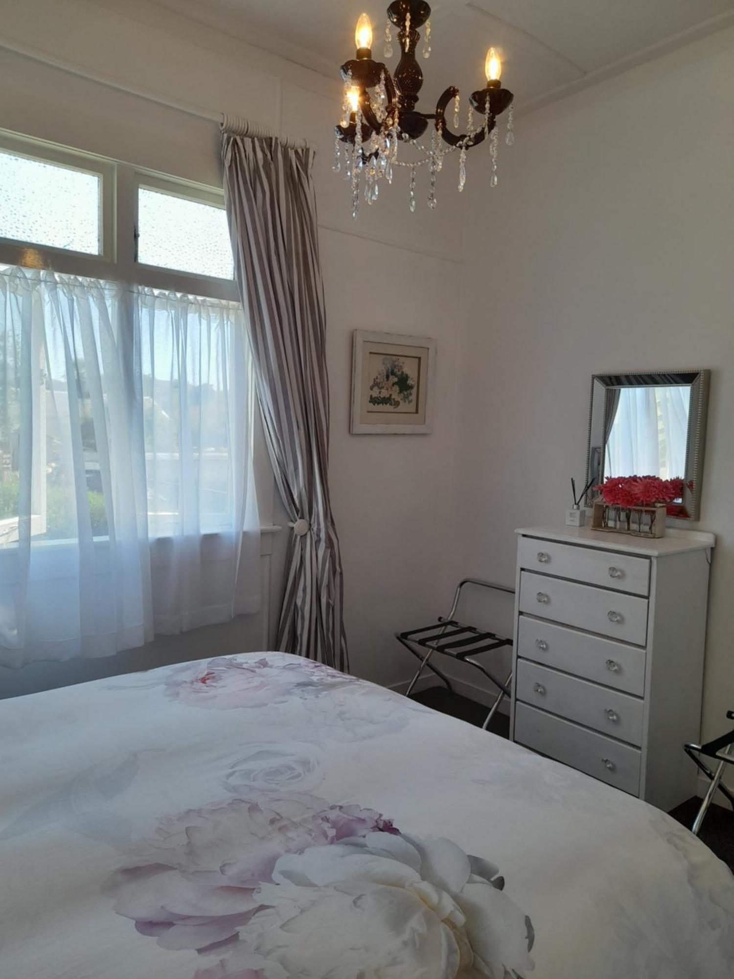 The White House Taihape Apartment Bagian luar foto
